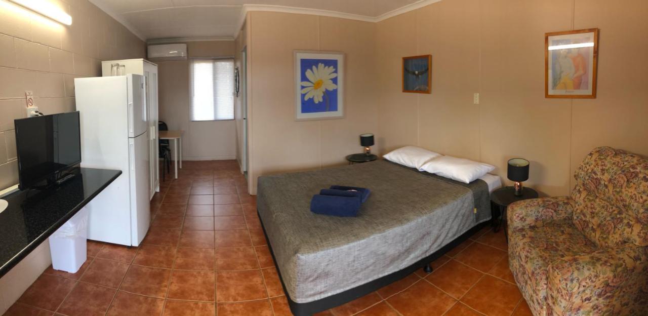 Childers Budget Accommodation エクステリア 写真