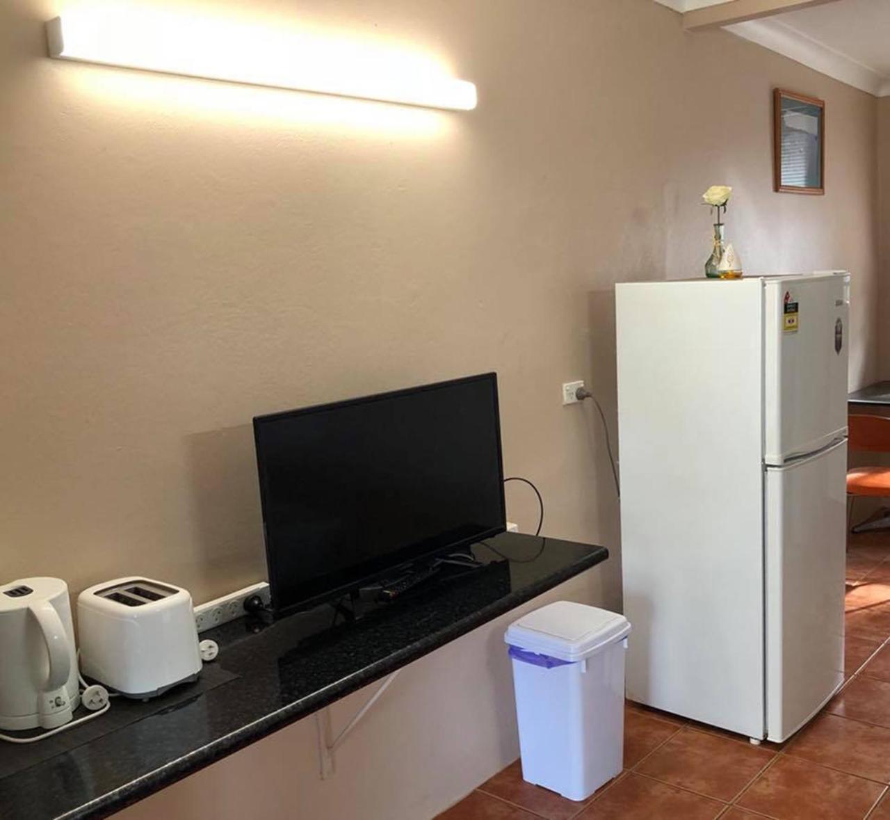Childers Budget Accommodation エクステリア 写真